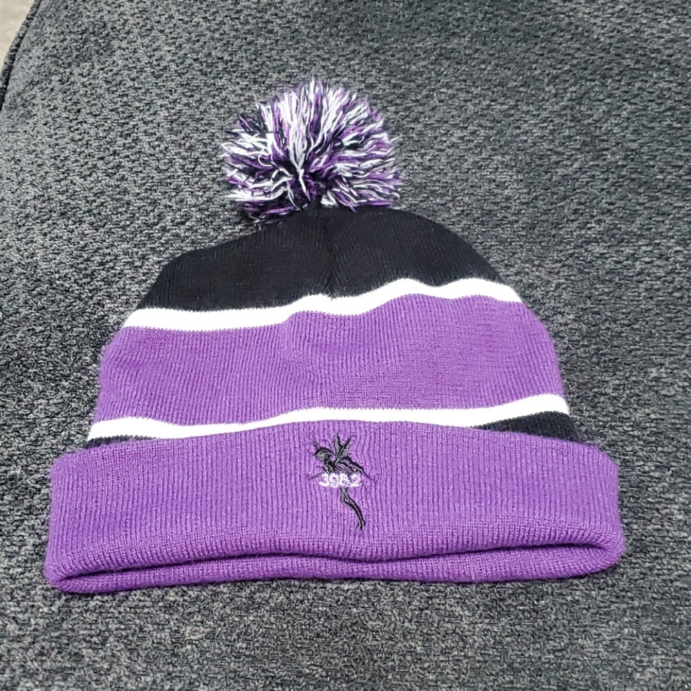 A toboggan to anyone warm into he coldest of days!